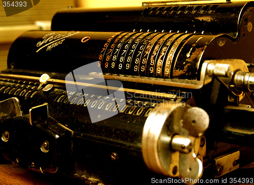 Image of old calculating machine