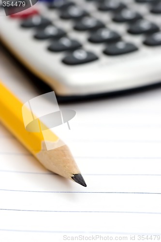 Image of pen on notebook