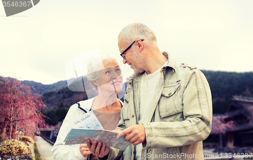 Image of senior couple on city street