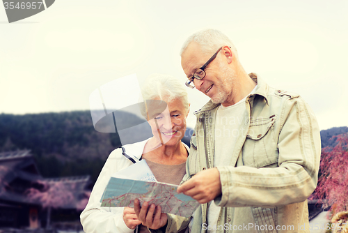 Image of senior couple on city street