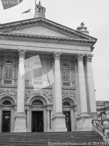 Image of Black and white Tate Britain in London
