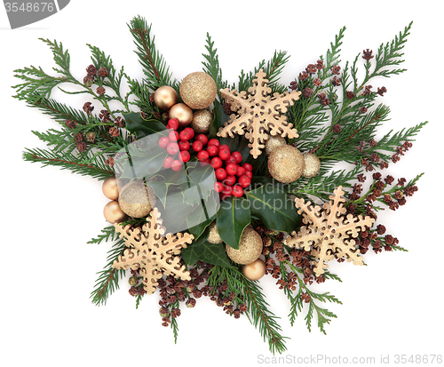 Image of Christmas Gold Bauble Display