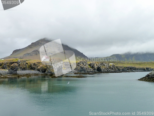 Image of Icelandic coast