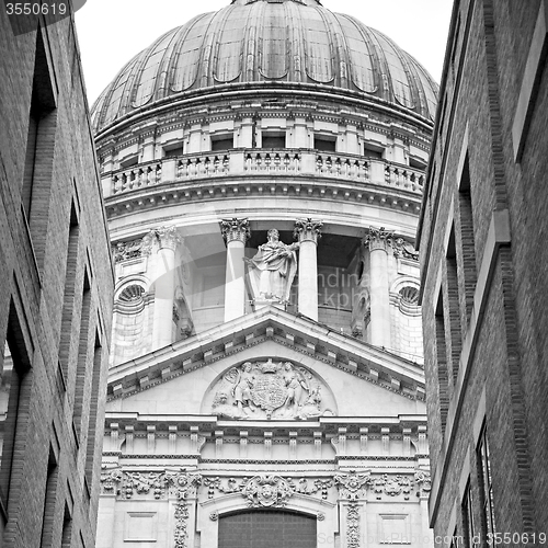 Image of st paul cathedral in london england old construction and religio