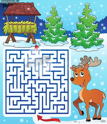 Image of Maze 3 with hay rack and reindeer