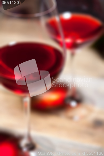 Image of red wine