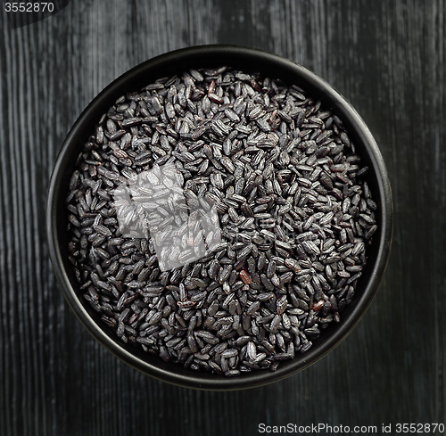 Image of bowl of black rice