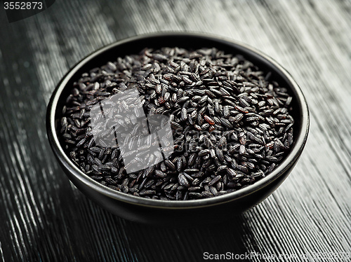 Image of bowl of black rice