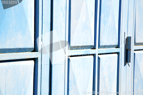 Image of blue hinges      rusty      morocco in  