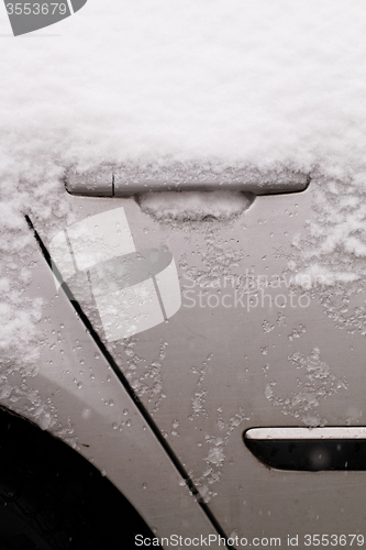 Image of Snowy car