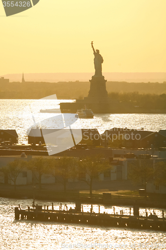 Image of Statue of Liberty on sunny day