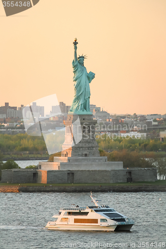 Image of Statue of Liberty at day