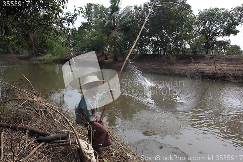 Image of ASIA THAILAND ISAN KHORAT PEOPLE FISHING