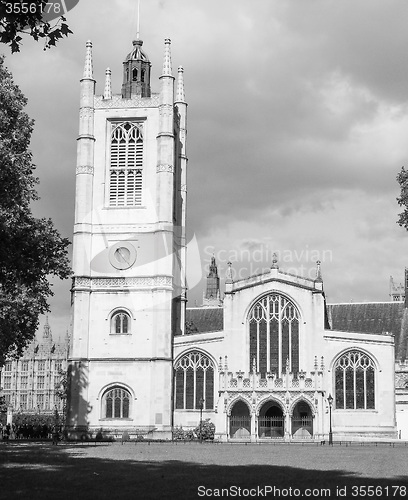Image of Black and white St Margaret Church in London