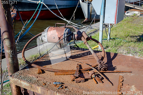 Image of rusty object