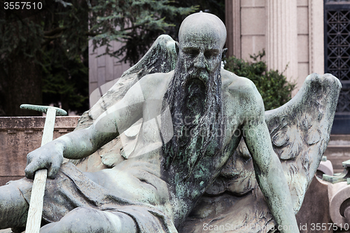 Image of Old Cemetery statue