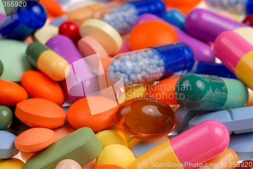Image of Pills Macro