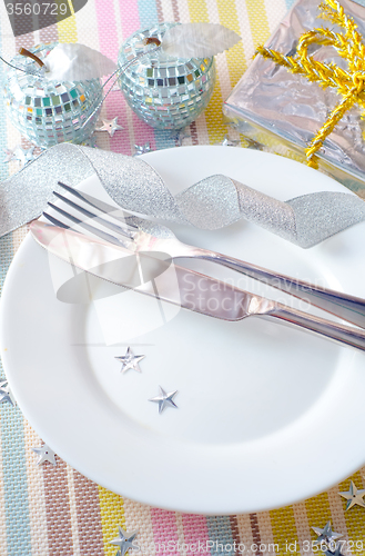 Image of place setting for christmas with star