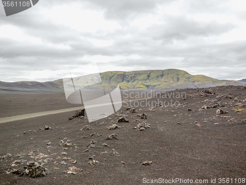 Image of gravel road in Iceland