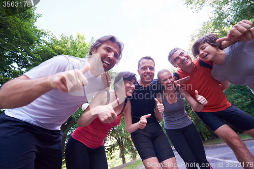 Image of jogging people group have fun