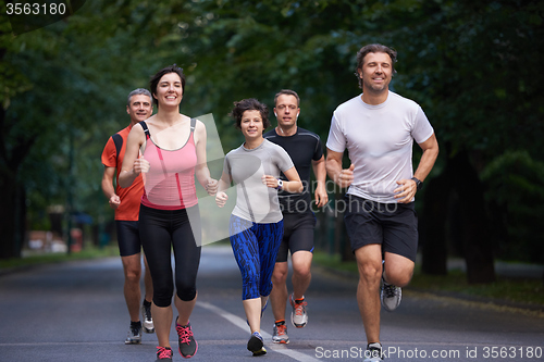 Image of people group jogging