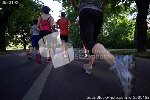 Image of people group jogging