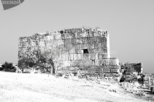 Image of history pamukkale    old  in asia    and the roman temple 