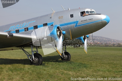 Image of Plane engine start