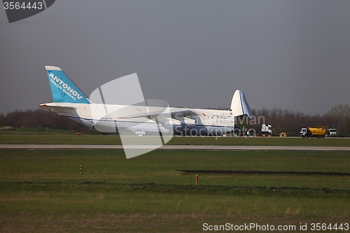 Image of An-124