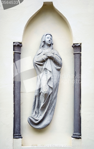 Image of Statue 