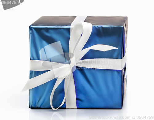 Image of Girt box