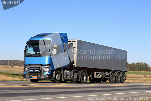 Image of Blue Renault Trucks T on the Road