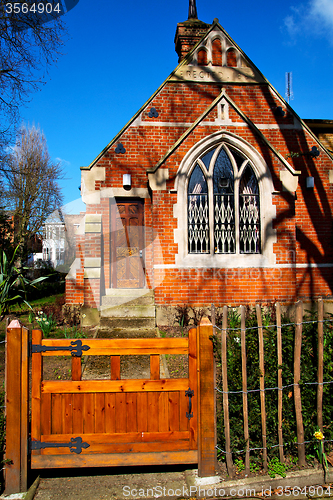 Image of in cemetery  england  