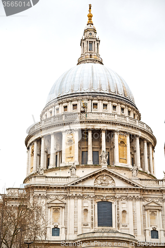 Image of st paul cathedral in   construction  religion