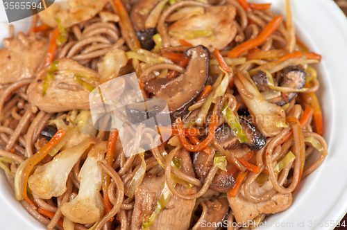 Image of buckwheat noodles with chicken