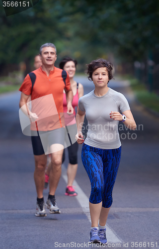 Image of people group jogging