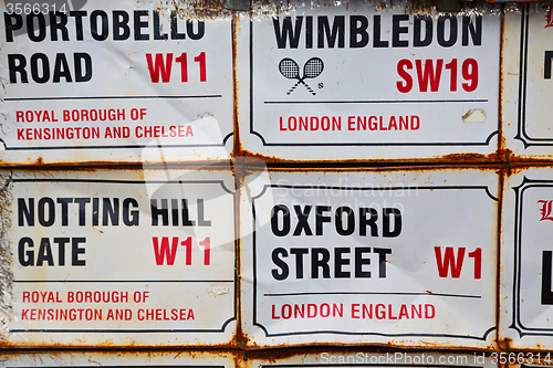 Image of signal street in london         transport  icon