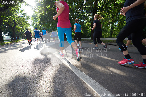 Image of people group jogging