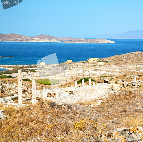 Image of temple  in delos greece the historycal acropolis and old ruin si