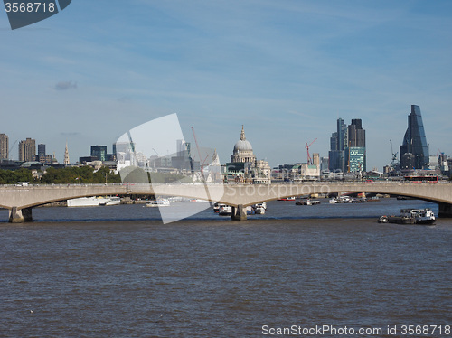 Image of Waterloo Bridge in London