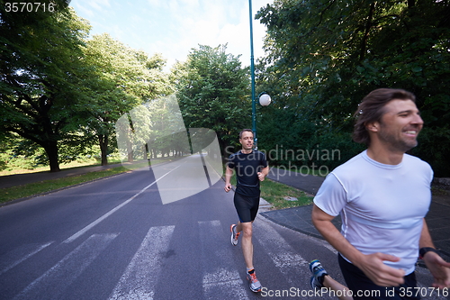 Image of people group jogging