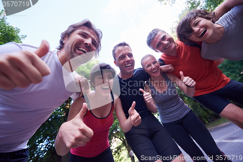 Image of jogging people group have fun