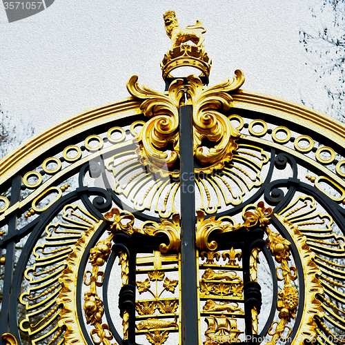 Image of in london england the old metal gate  royal palace