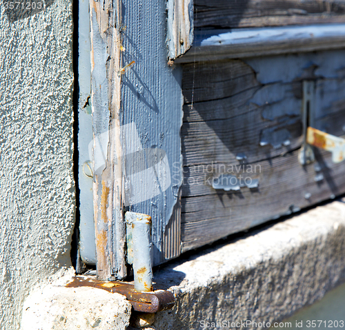 Image of grey  castellanza  palaces italy   abstract   in the concrete  b