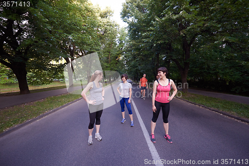 Image of people group jogging