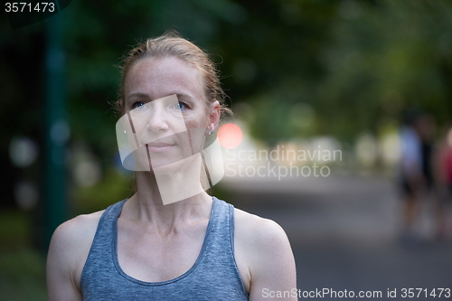 Image of people group jogging