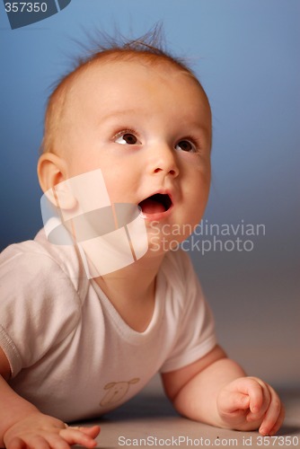 Image of A very surprised little boy