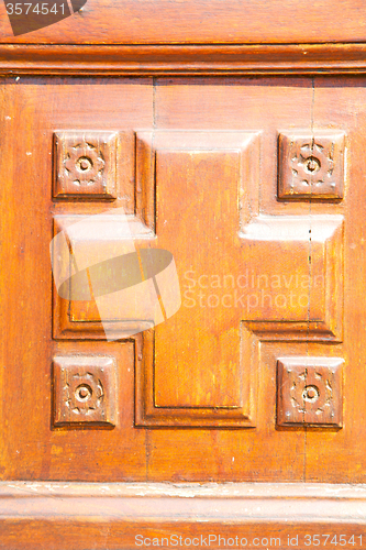 Image of  of a brown old door in italy europe