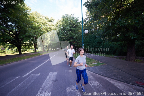 Image of people group jogging