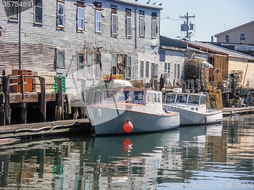 Image of harbor scenery in Portland